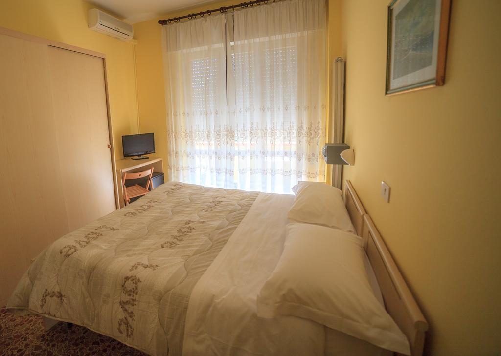 Hotel Il 9 Camaiore Exterior photo