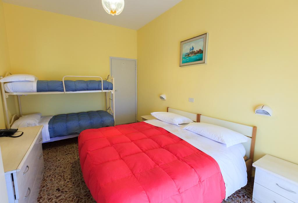 Hotel Il 9 Camaiore Exterior photo