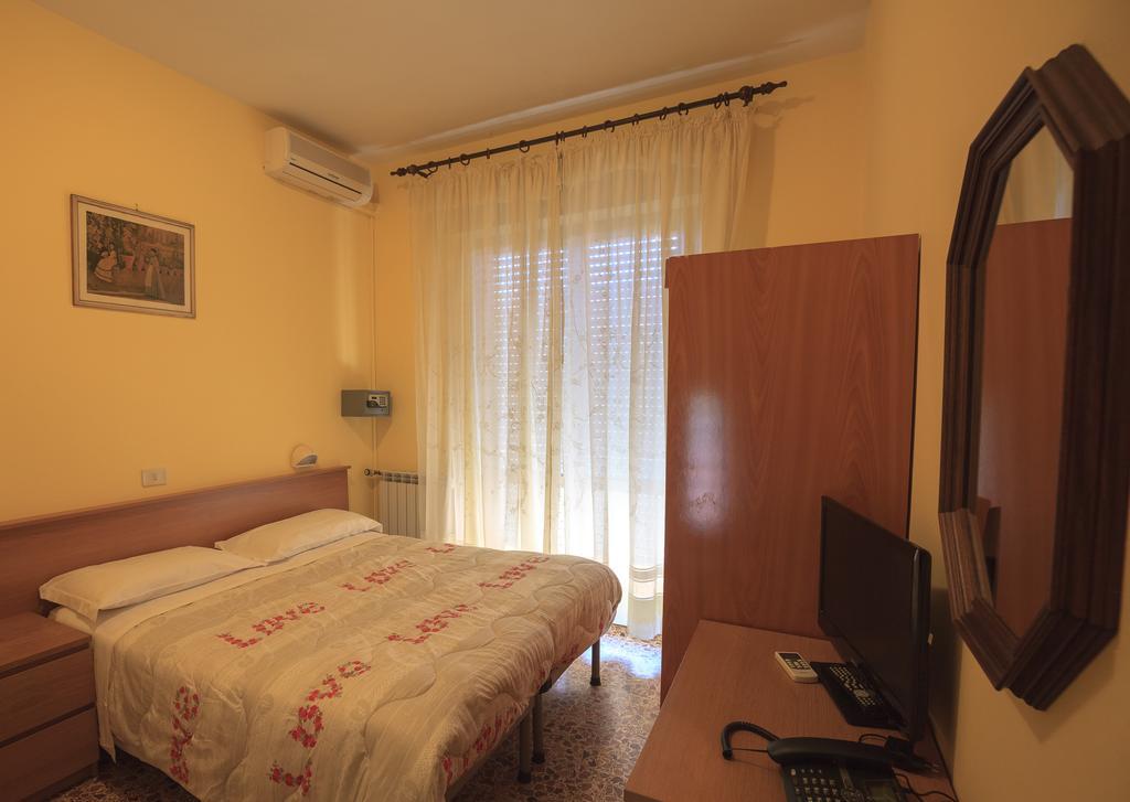 Hotel Il 9 Camaiore Exterior photo