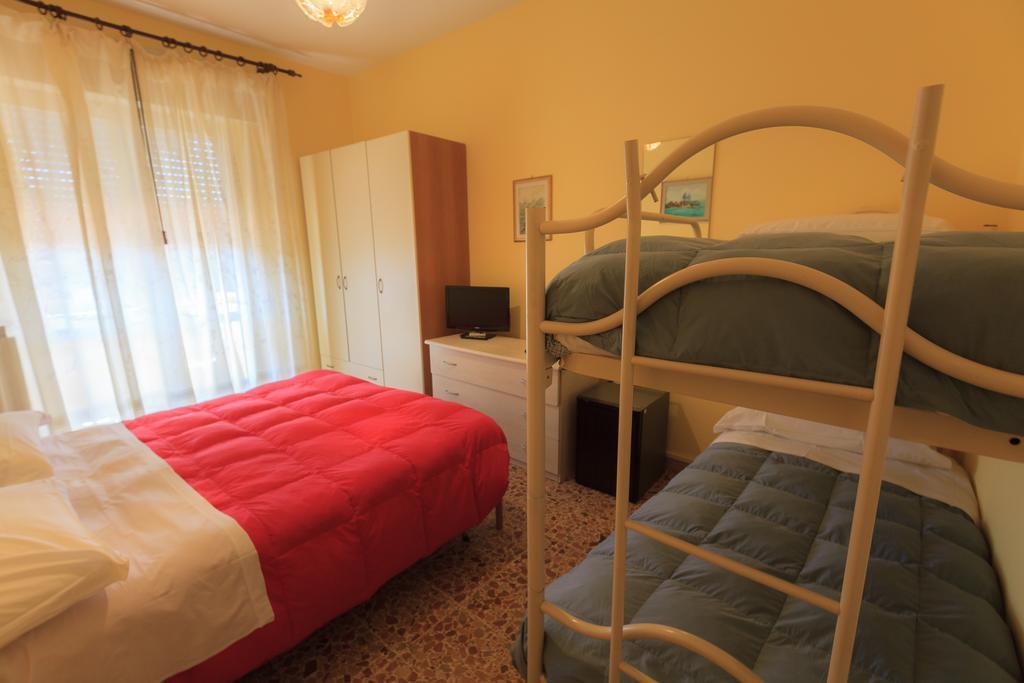Hotel Il 9 Camaiore Exterior photo